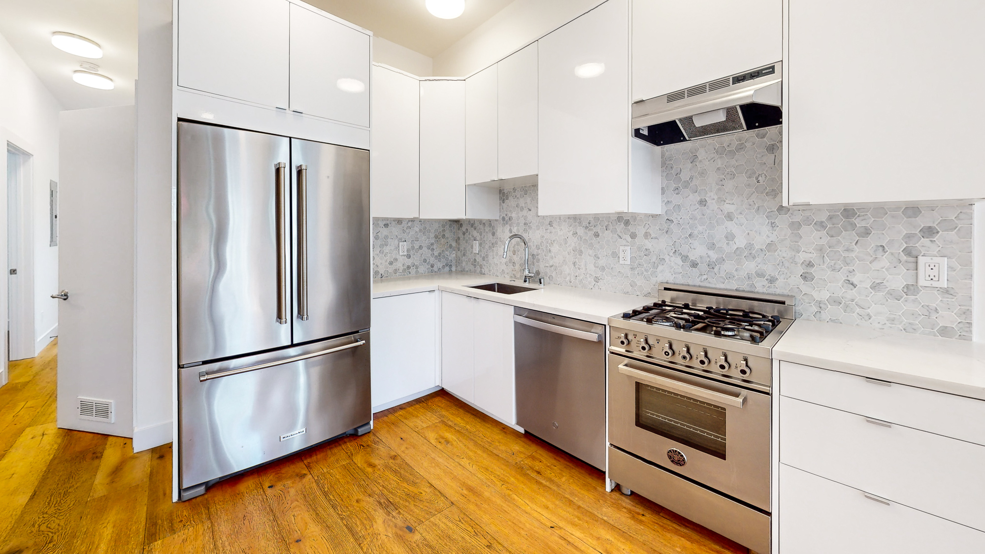 San Francisco Condo: 453 14th St