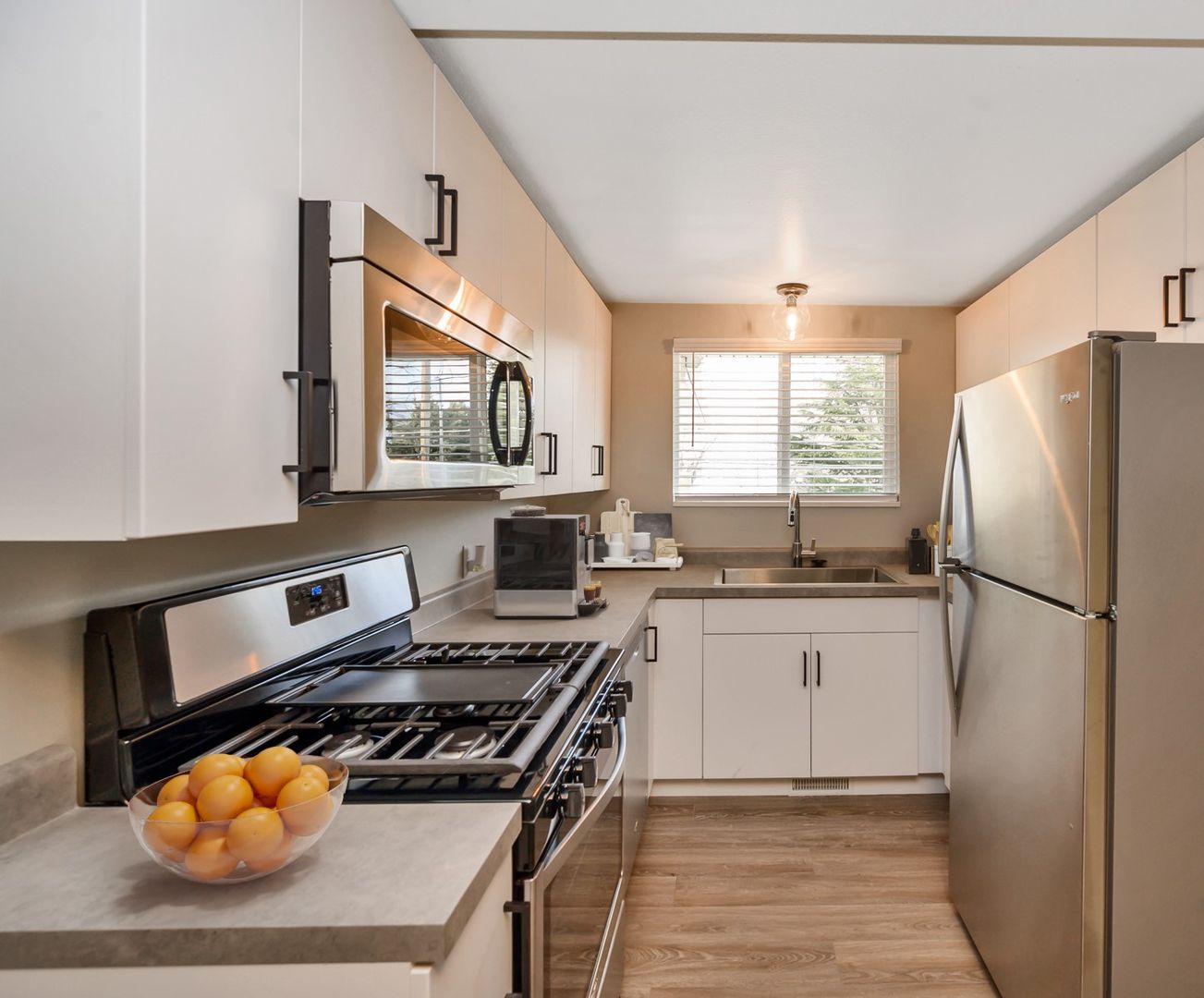 Murray Apartment: 2 Regal St