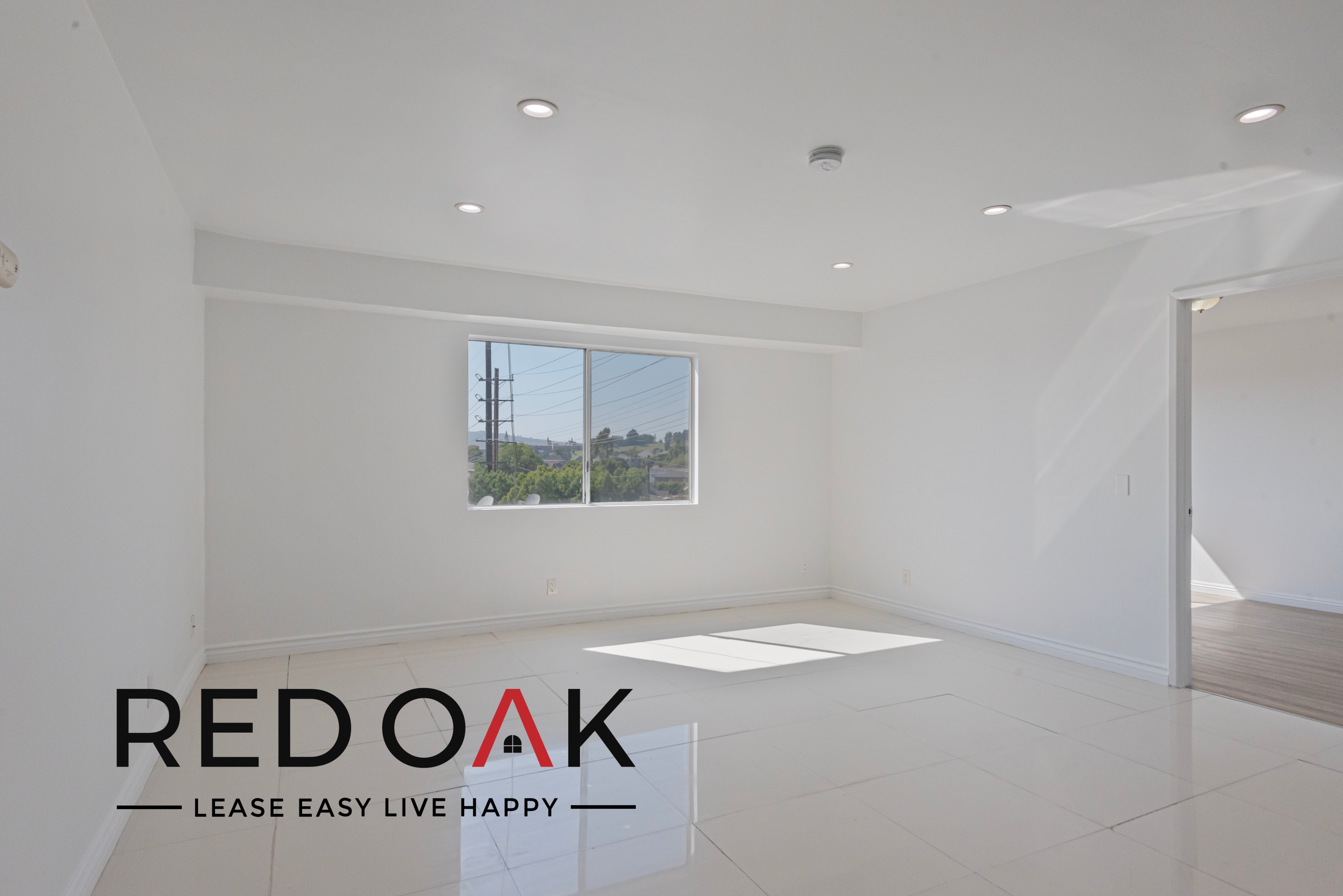 Los Angeles Condo: 3540 Fletcher Dr