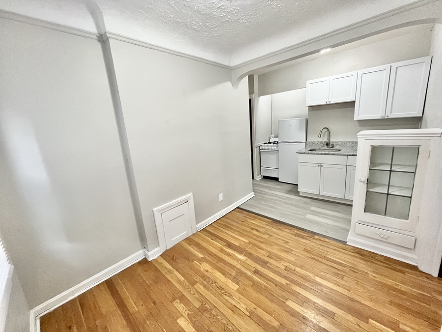 1346 kenilworth ave 202, Lakewood, OH 44107 HPM Property Management