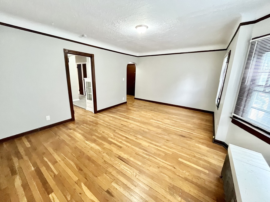 1346 kenilworth ave 202, Lakewood, OH 44107 HPM Property Management