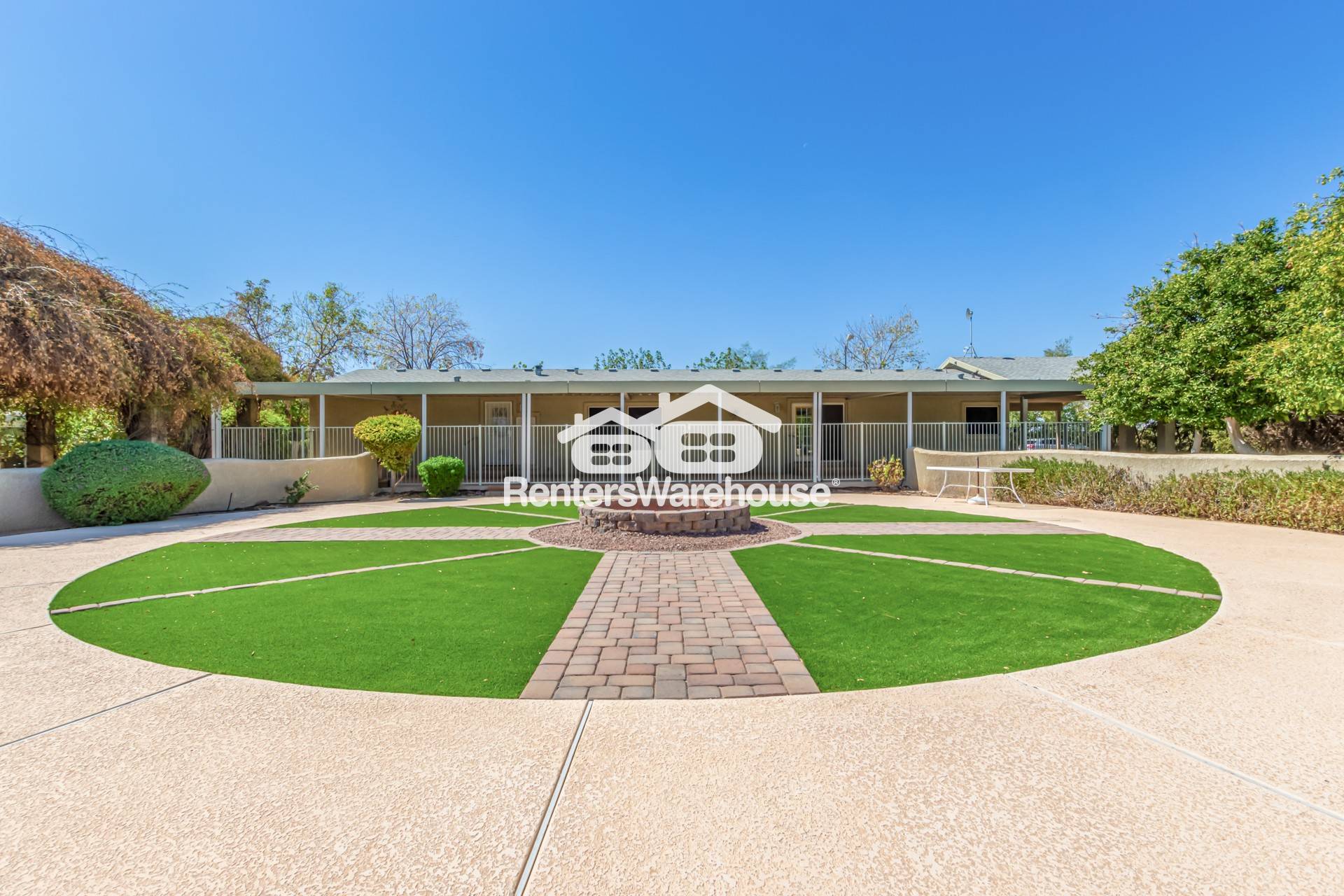 Wittmann House: 29319 N 203rd Ave