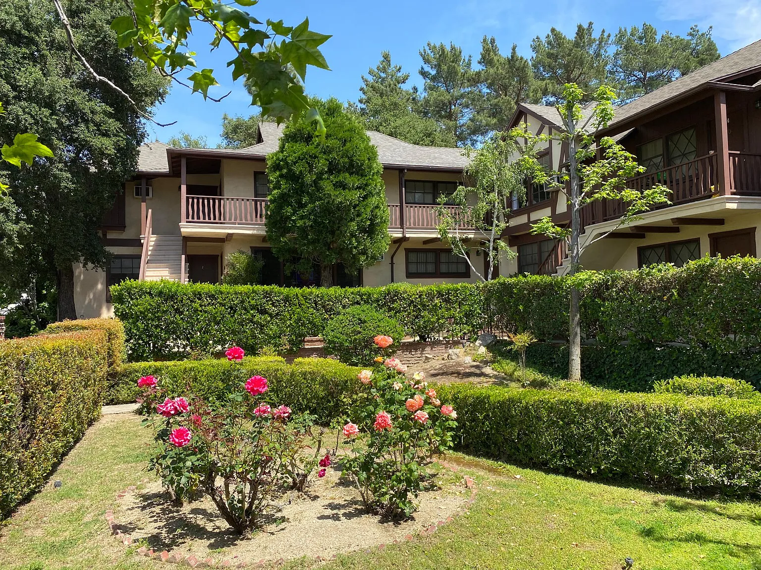Glendale Condo: 2010 Verdugo Blvd