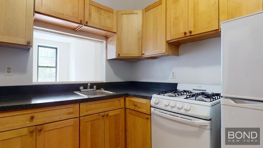 309 East 90th 11A, New York, NY 10128 Bond New York