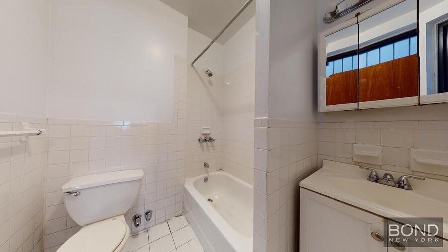 309 East 90th 11A, New York, NY 10128 Bond New York