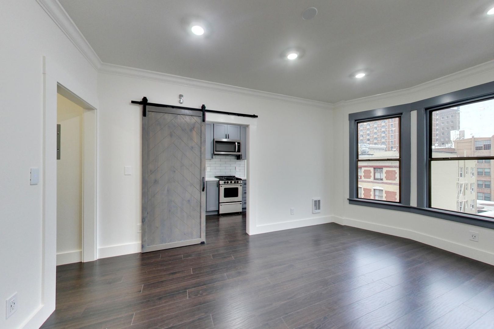 San Francisco Apartment: 535 Taylor St