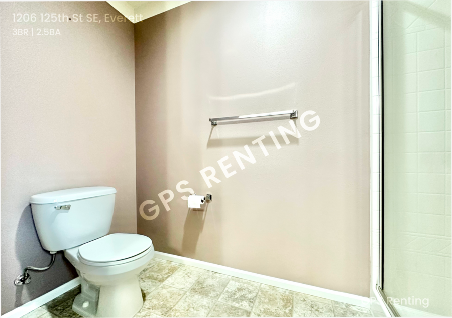 1206 125th St SE, Everett, WA 98208 GPS Renting