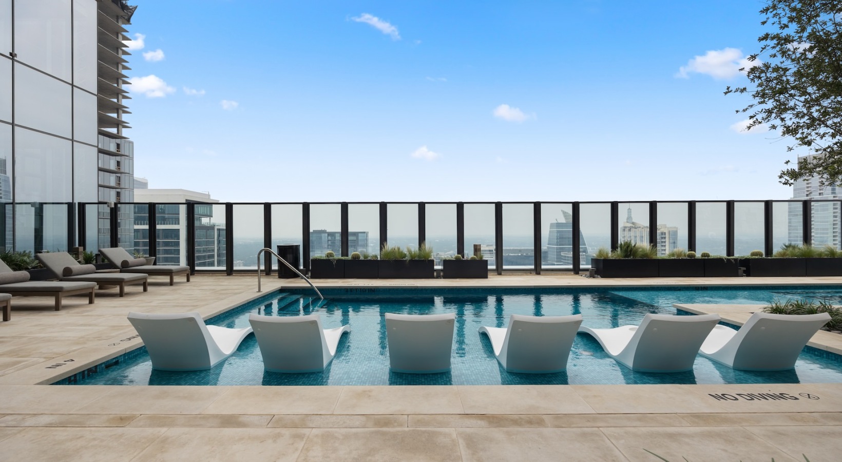 Austin Townhome: 606 Guadalupe St