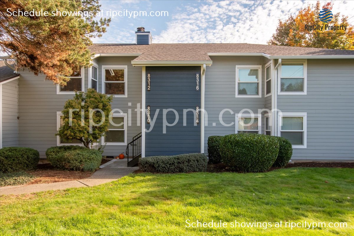 Tualatin Condo: 8312 Southwest Mohawk Street
