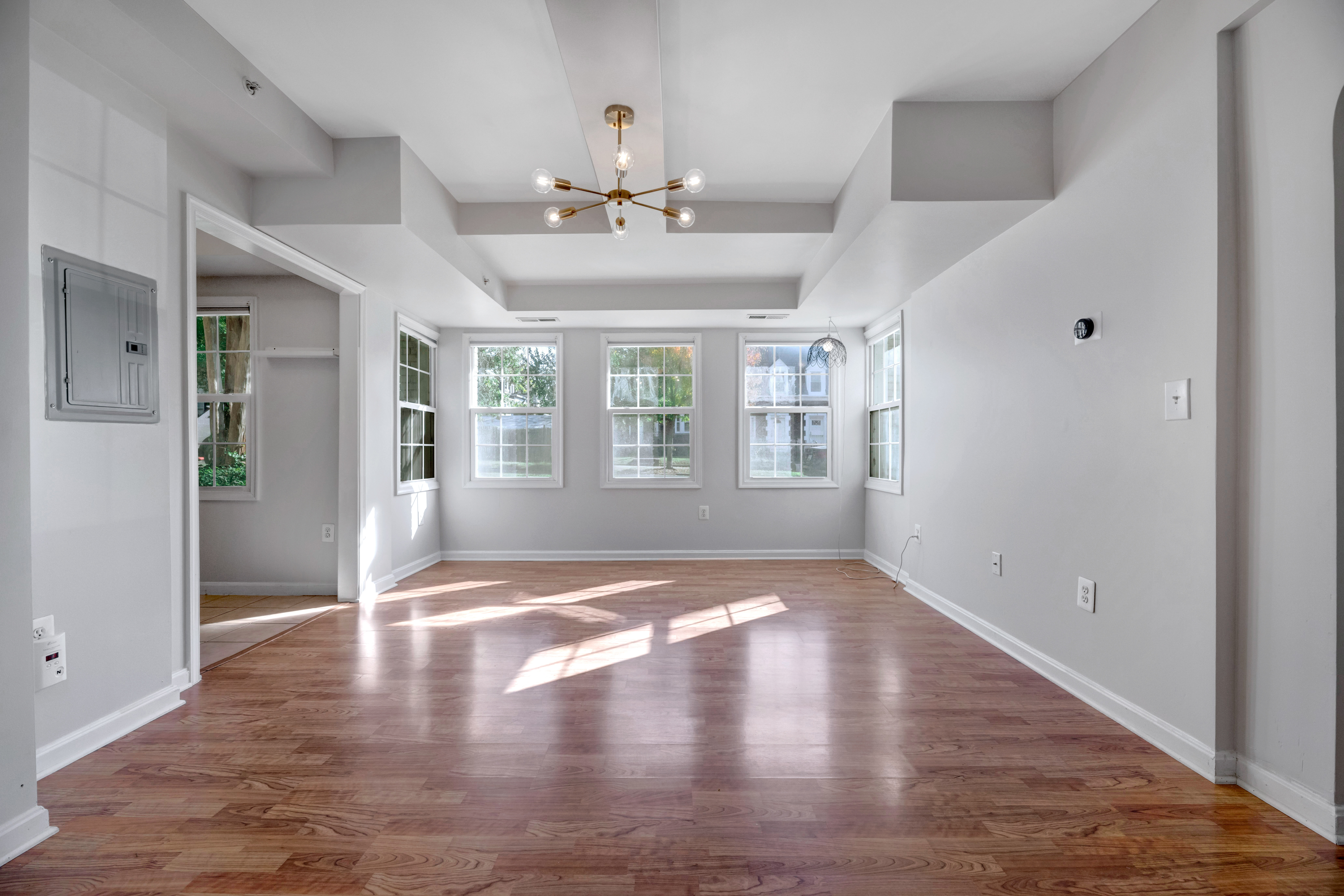 Washington Condo: 700 Jefferson St NW