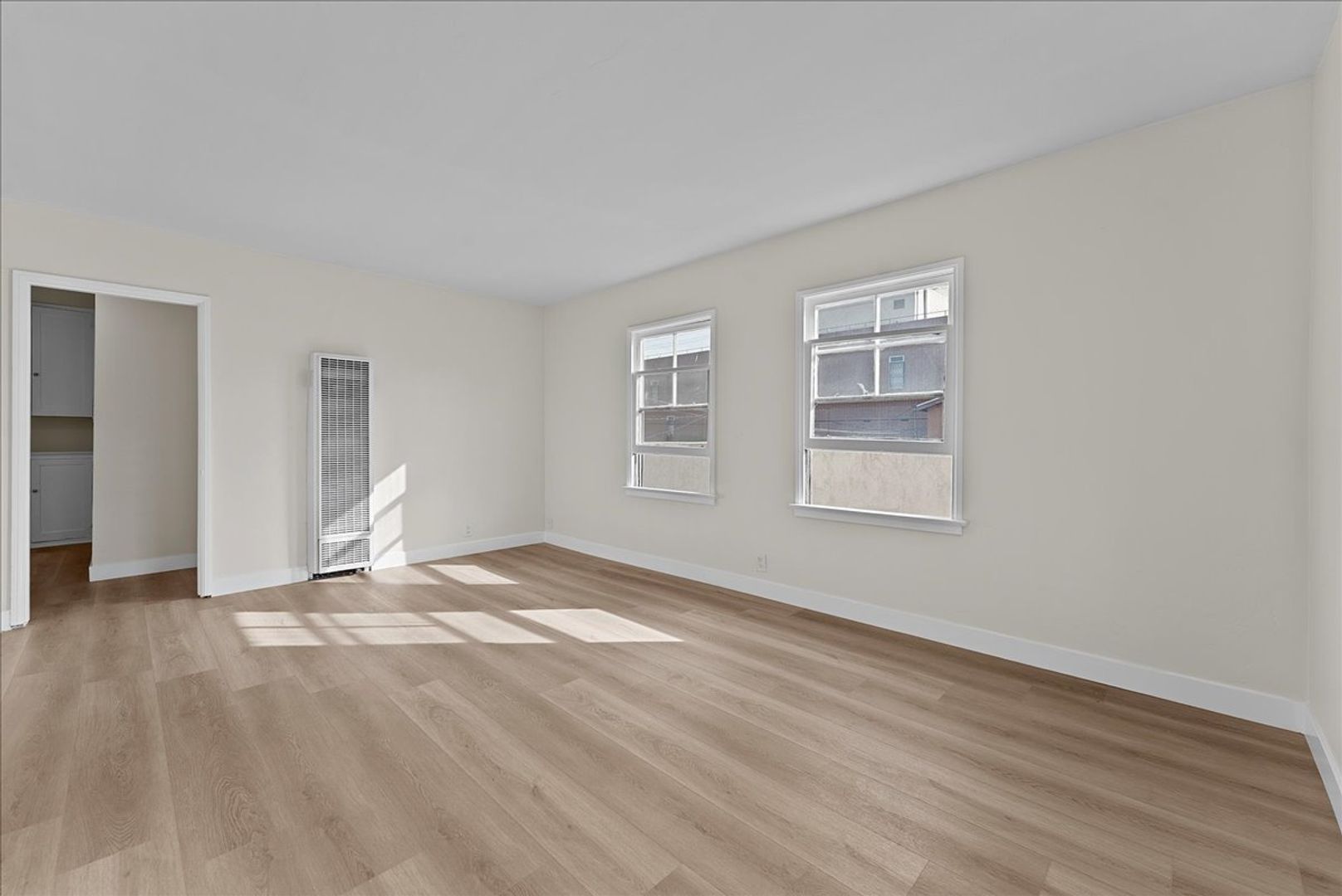 Long Beach Condo: 1922 Locust Ave.