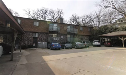 Iowa City Condo: 221 River St