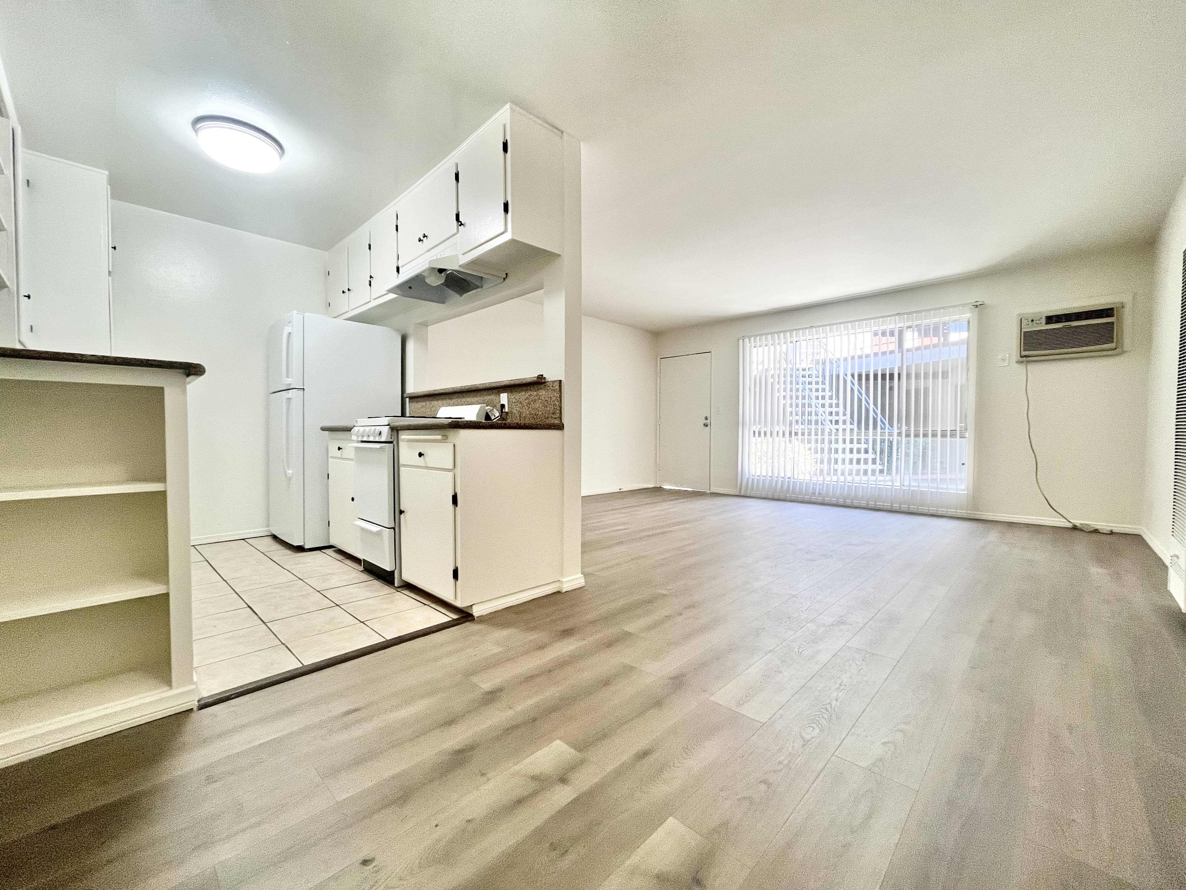 Studio City Apartment: 4100 Arch Dr