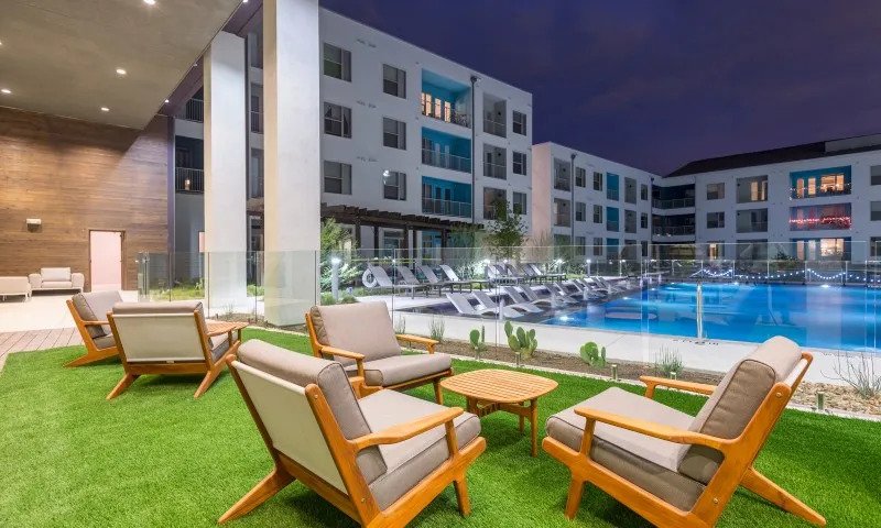 Austin Condo: 2805 E 17th St