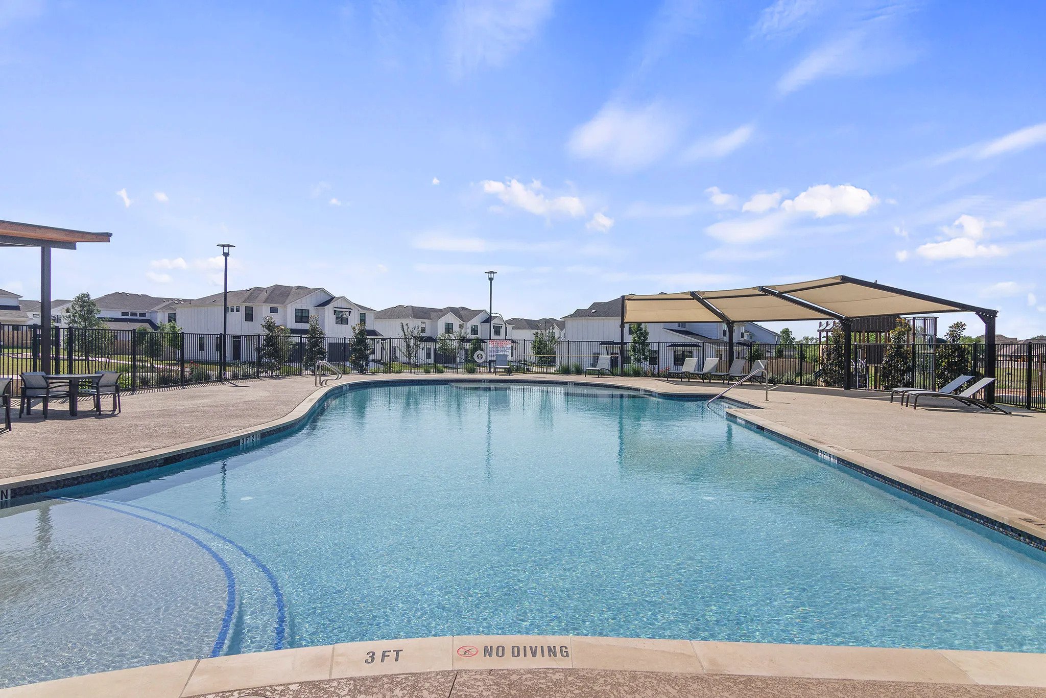 Austin Condo: 163 Fieldwood Dr, Mustang Ridge