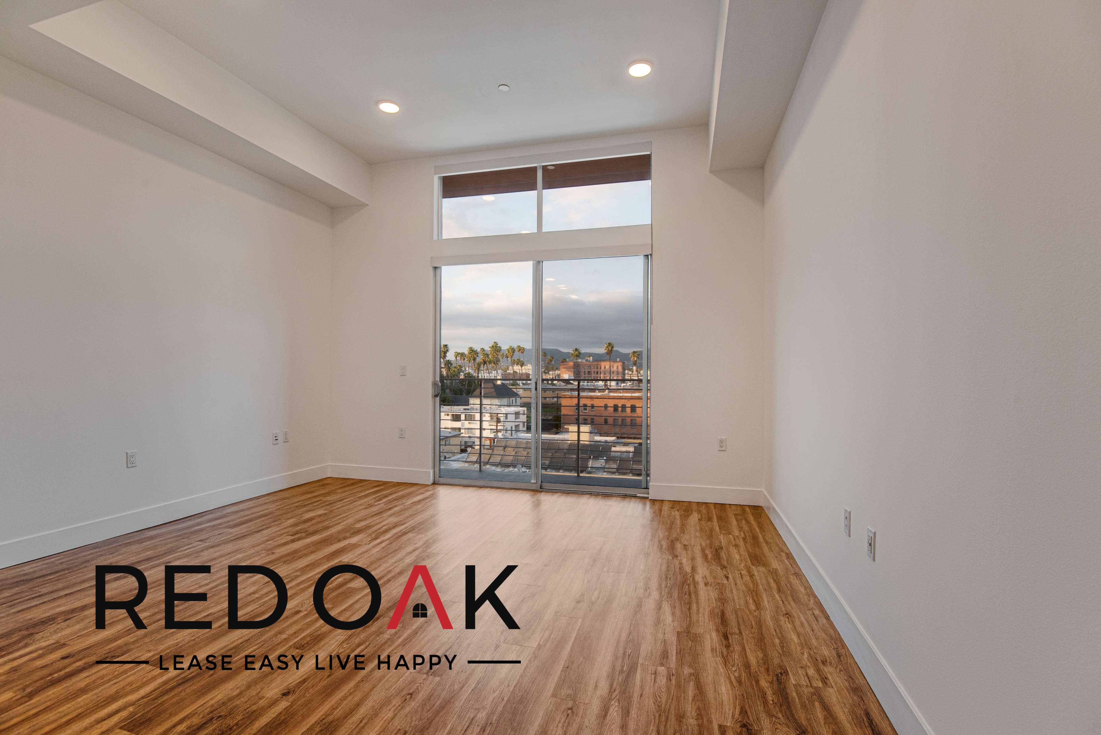 Los Angeles Condo: 453 S Kenmore Ave