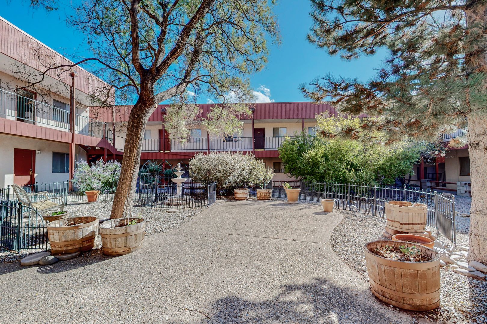 Albuquerque Apartment: 12601 Lomas Blvd NE
