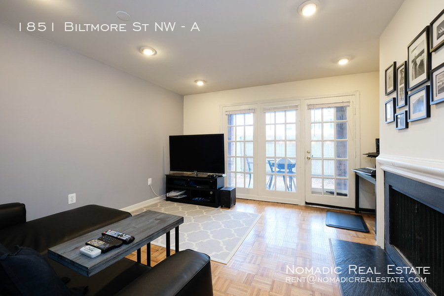 Washington Condo: 1851 Biltmore St NW