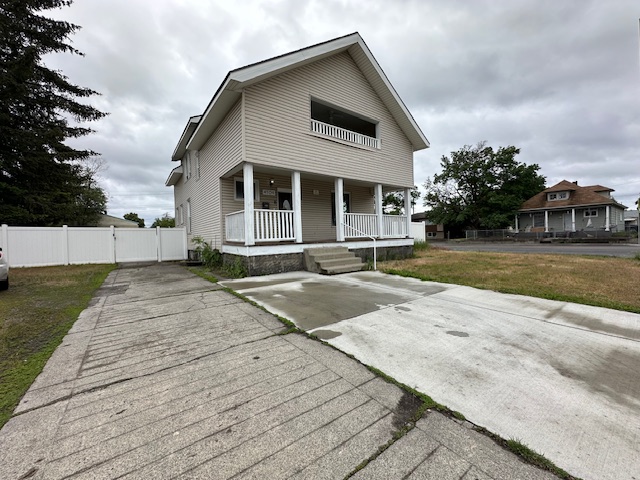 Spokane Condo: 4704 N Lacey St