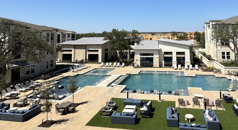 Leander Condo: 147 Larkspur Park Blvd