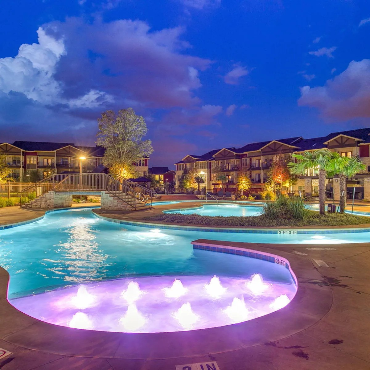 Leander Condo: 7741 183A