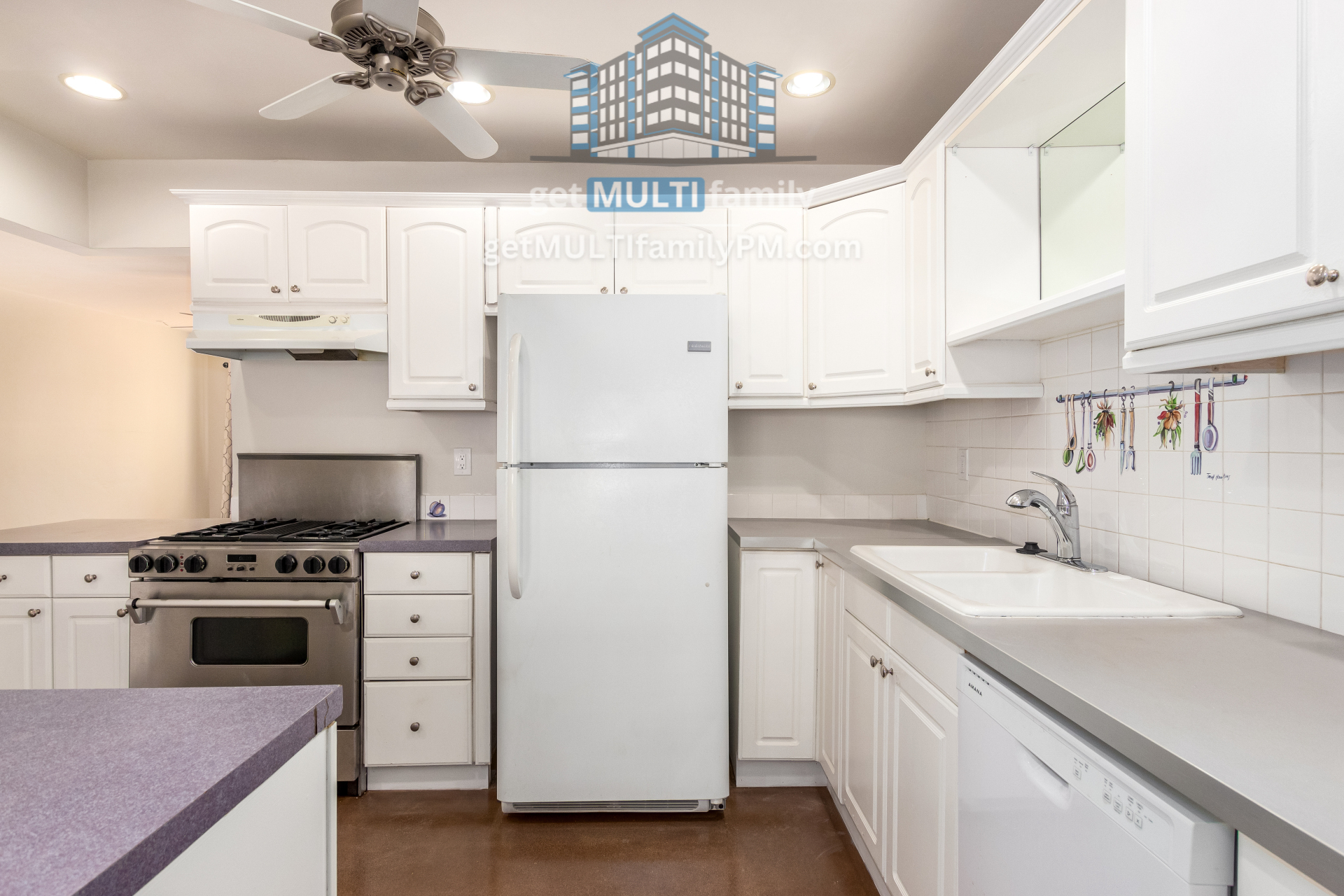 Phoenix House: 2618 E Pierson St