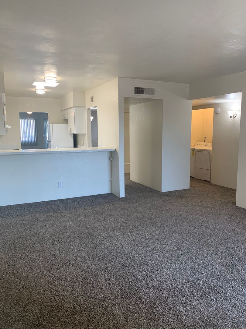 Tucson Condo: 9009 E Broadway Blvd