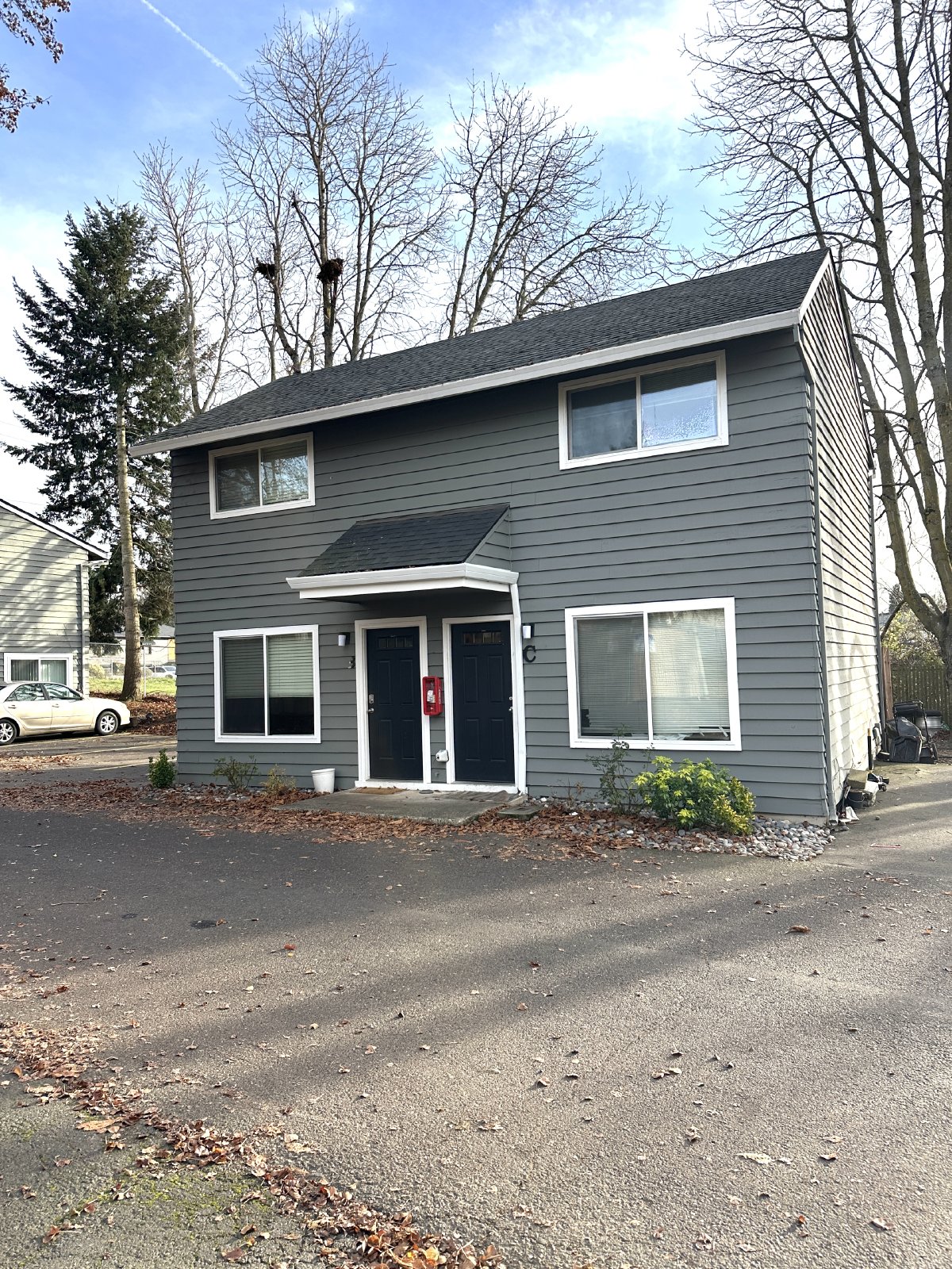 Vancouver Apartment: 3010 Kauffman Ave