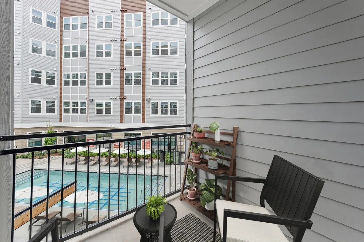 Austin Condo: 8527 Burnet Rd