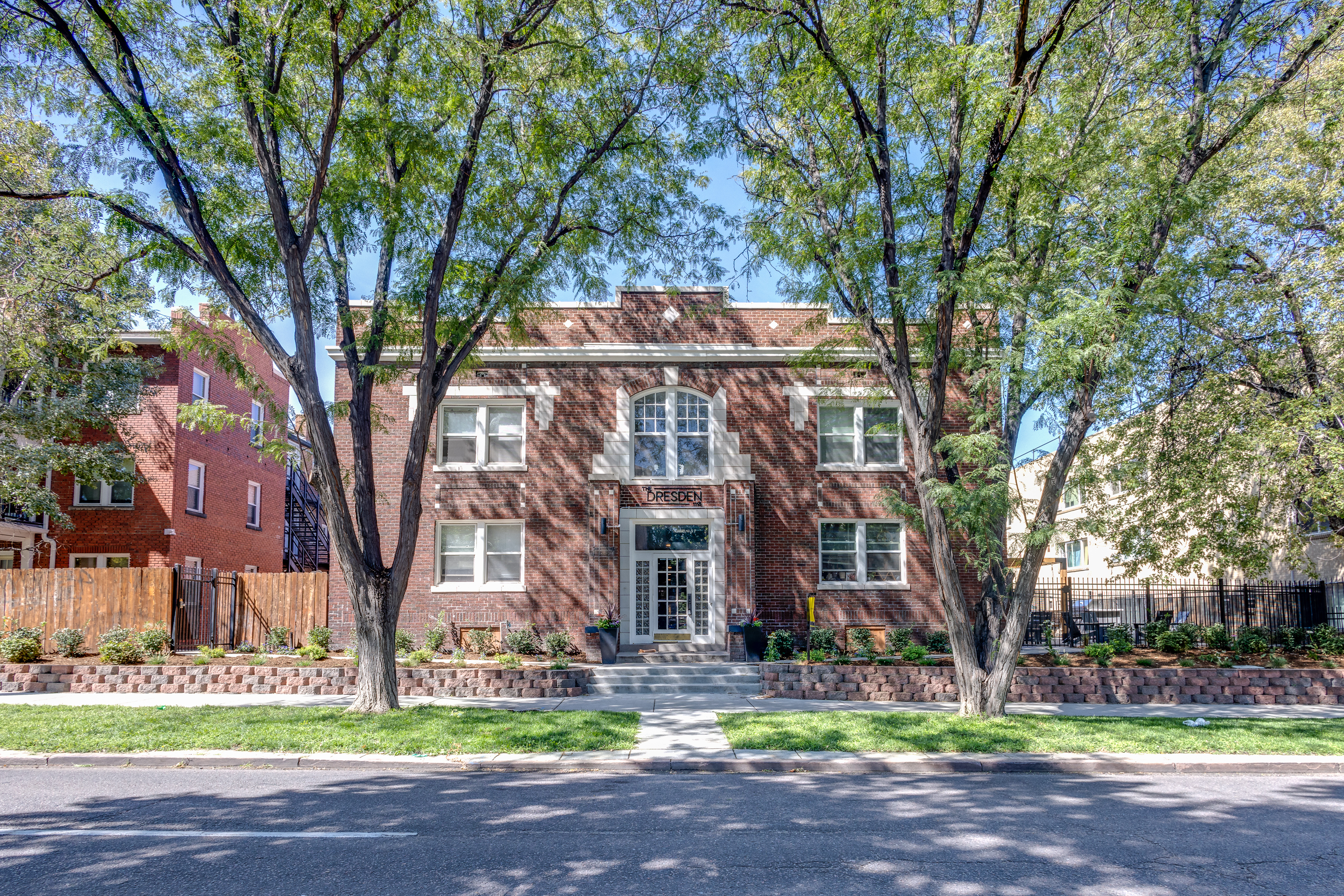Denver Apartment: 1115 N Logan St