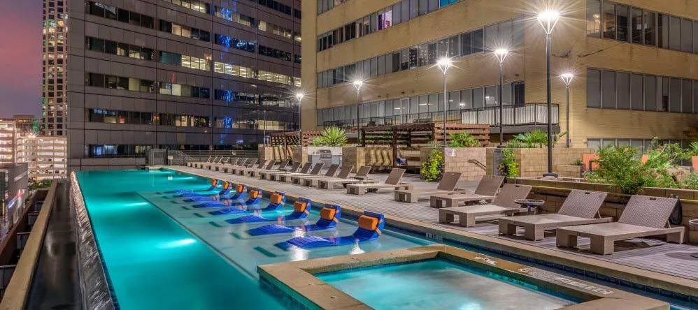 Dallas Condo: 301 N Akard St