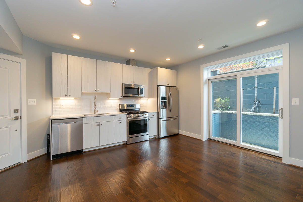 Washington Condo: 37 Missouri Ave NW