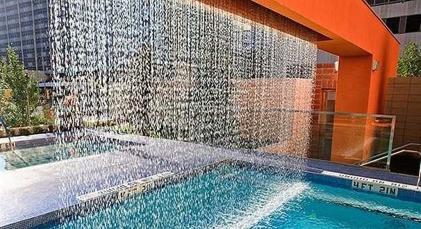 Dallas Condo: 1801 Main St