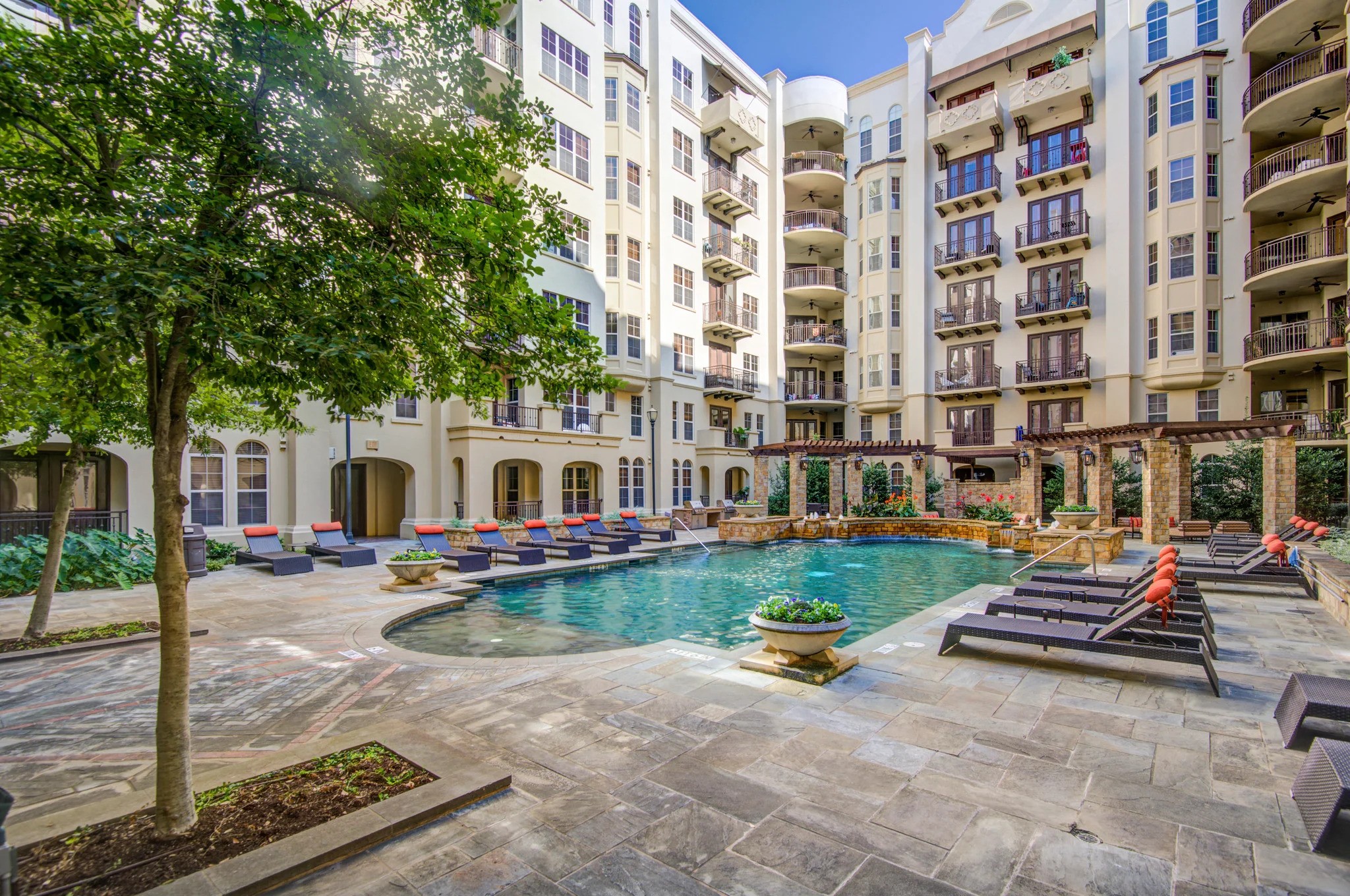 Dallas Condo: 2651 Cedar Springs Rd
