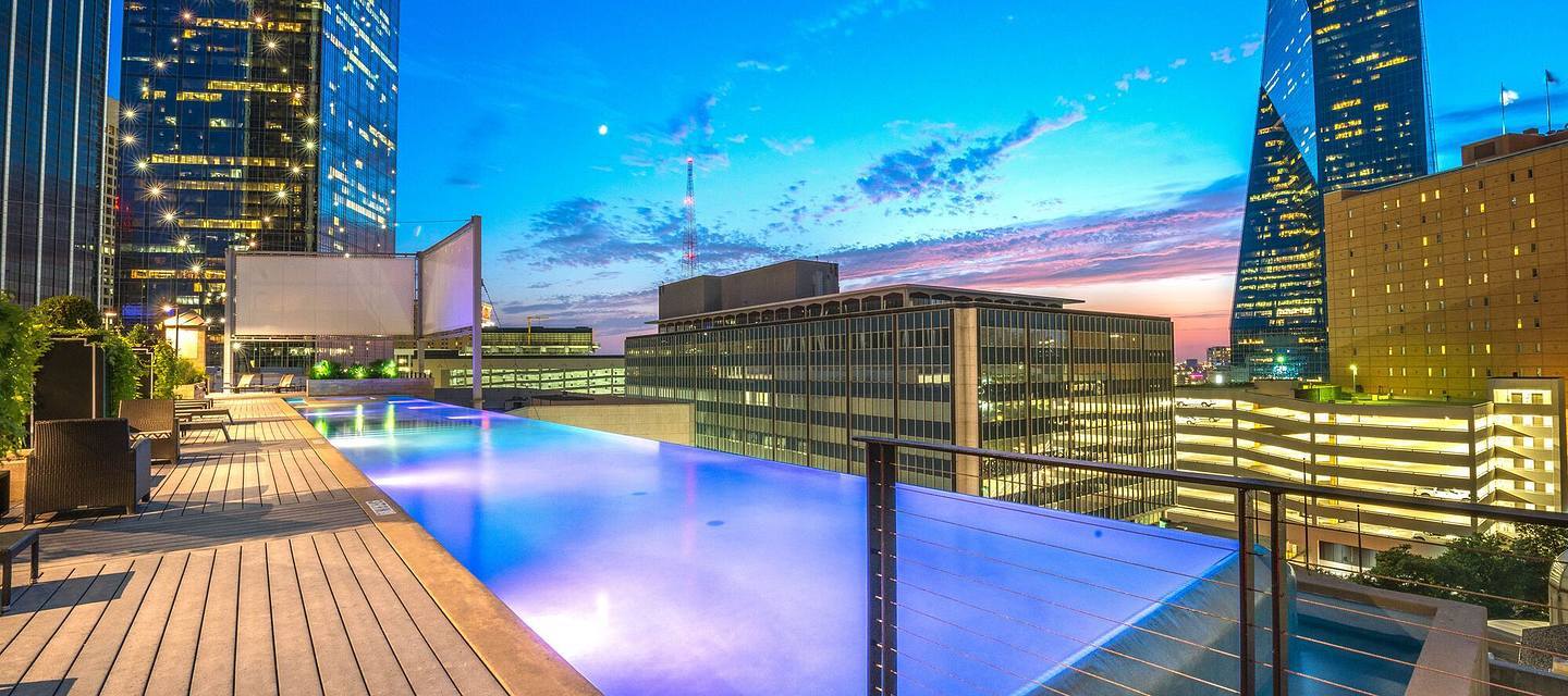 Dallas Condo: 301 N Akard St