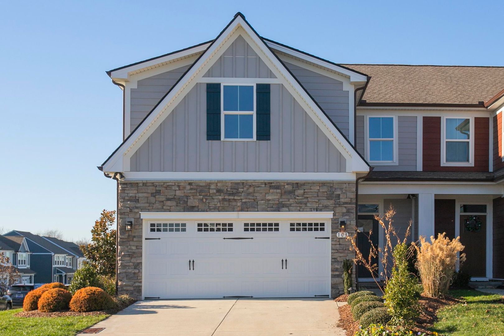 Gallatin House: 103 Great Falls Ct