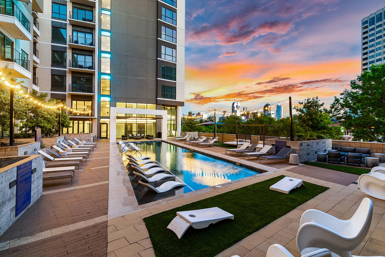 Dallas Condo: 3201 McKinney Ave