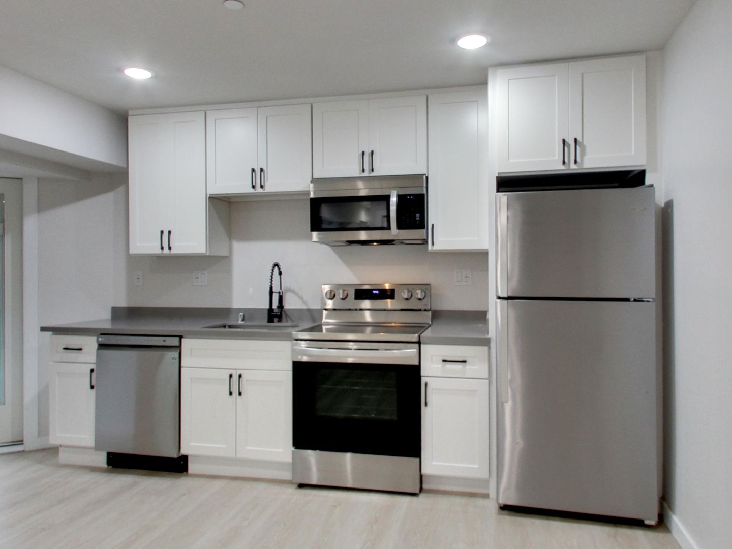 San Francisco Condo: 1220 Hayes Street