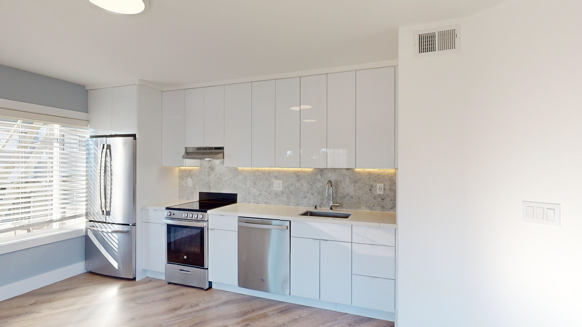 San Francisco Condo: 975 Burnett Ave