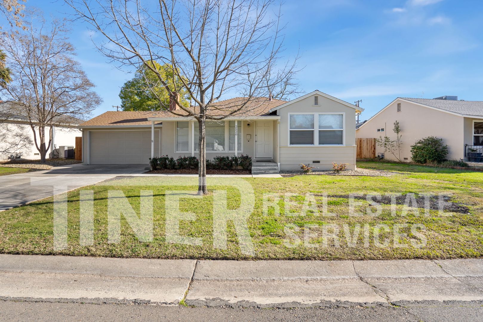 Sacramento House: 2520 Cambon Way