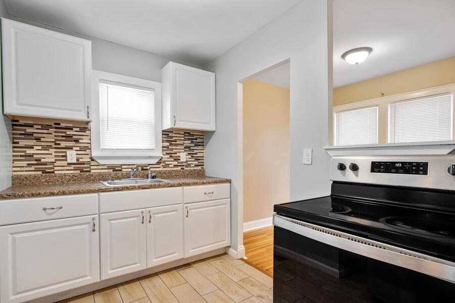 627 Kenmore Ave. - Lower, Tonawanda, NY 14223 | Irish Jones Property Management
