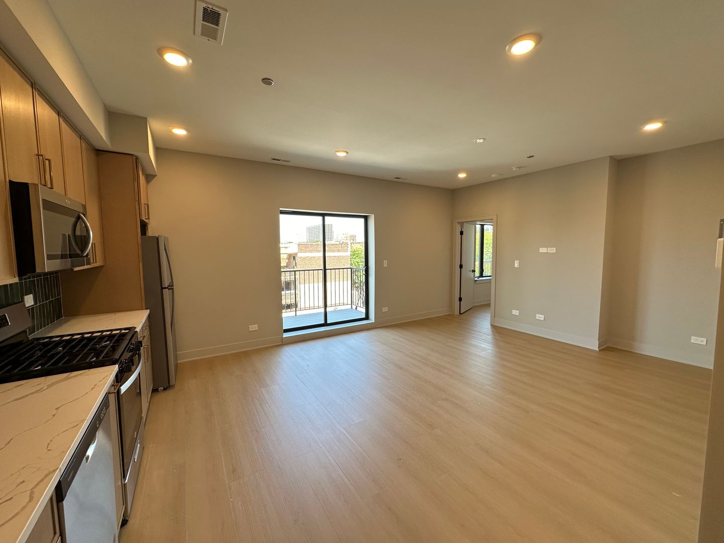 Chicago Condo: 4102 N. Sheridan Road