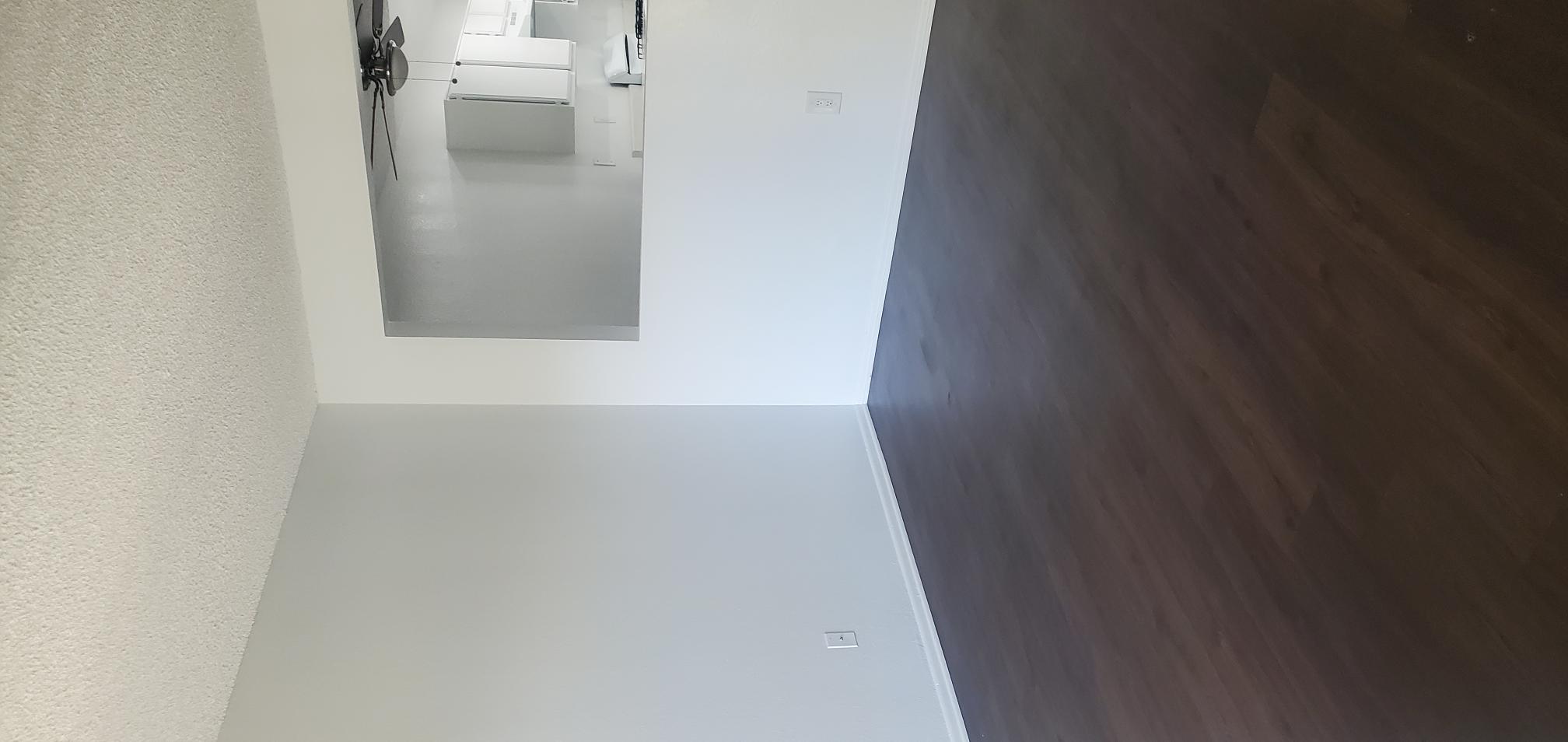 Fontana Condo: 7945 Lime Ave