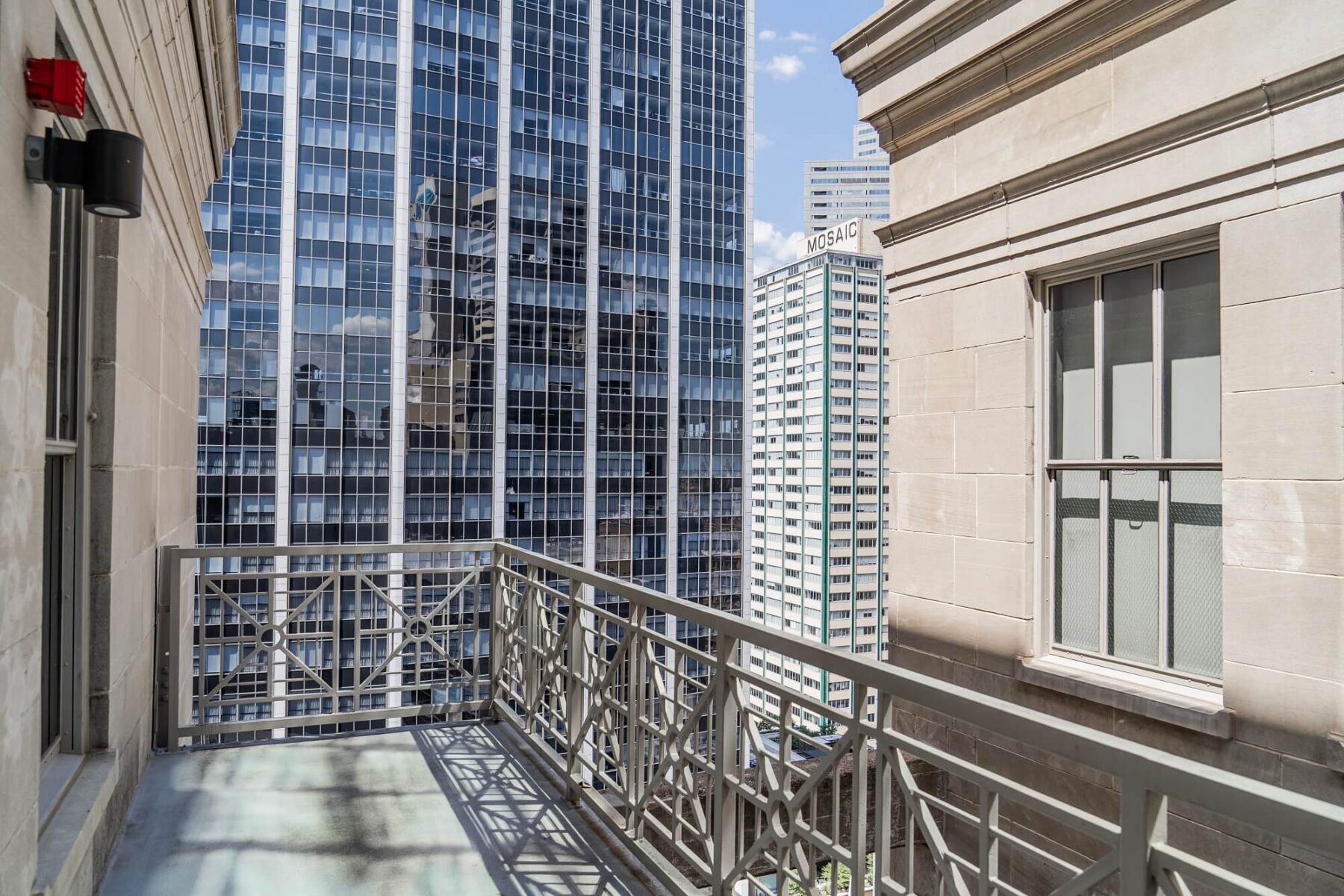 Dallas Condo: 1307 Main St