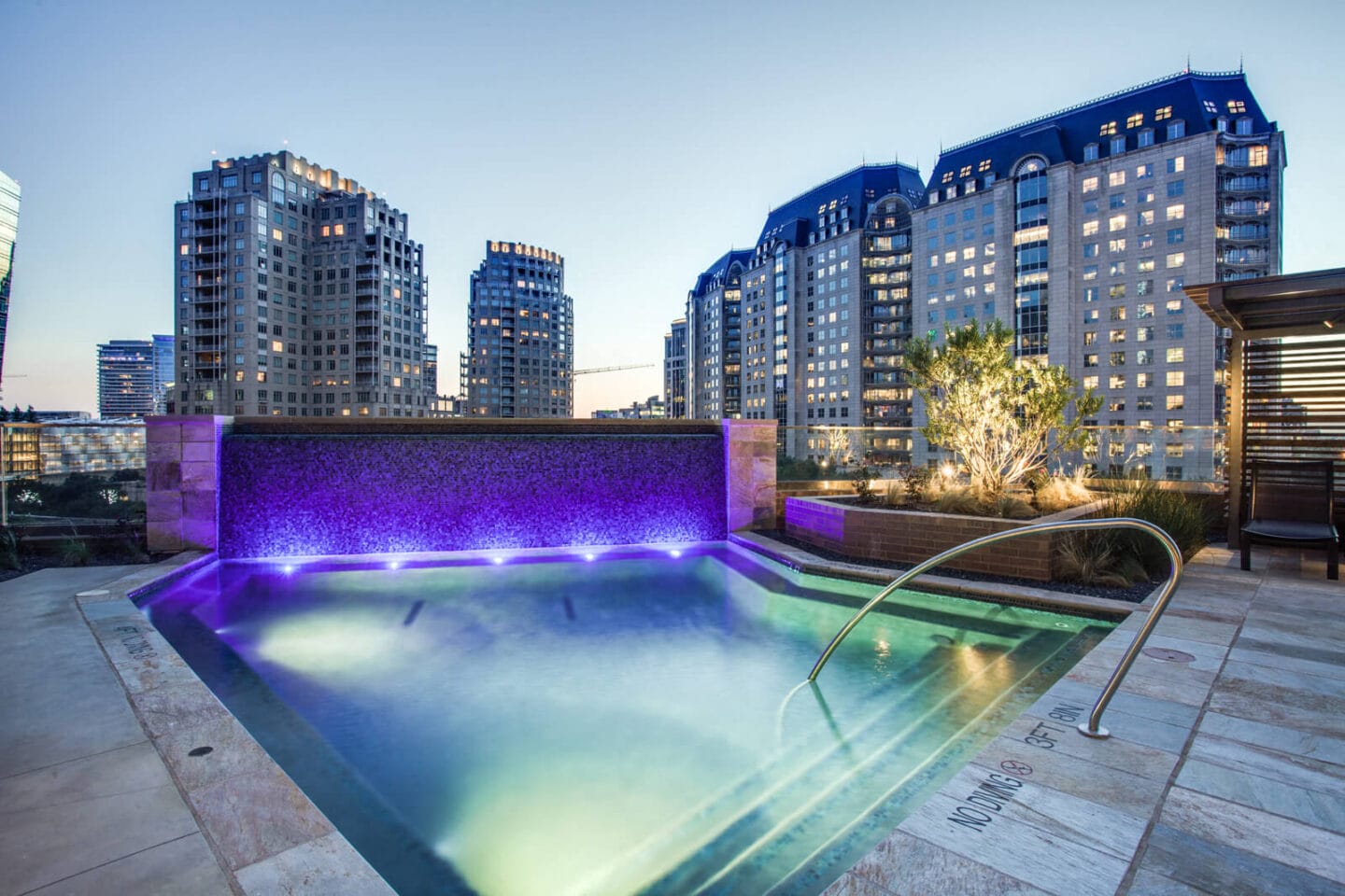 Dallas Townhome: 2354 Thomas Ave