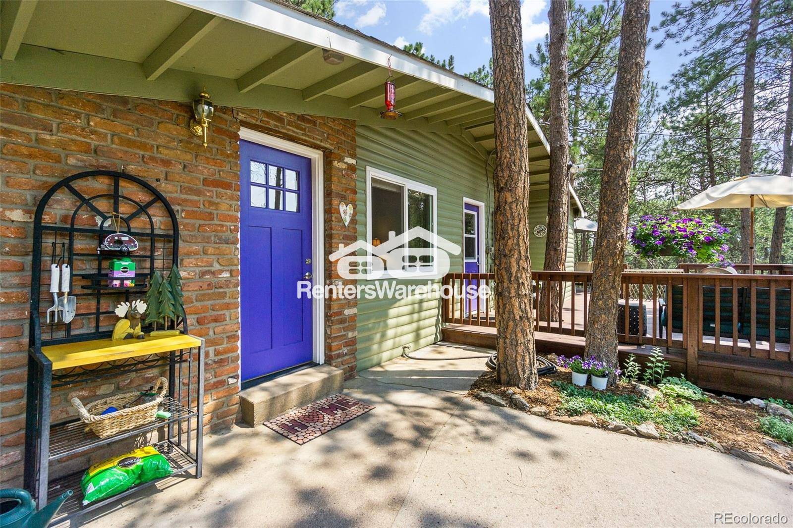 Evergreen House: 5432 Maggie Ln