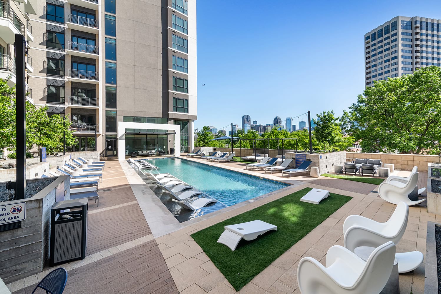 Dallas Condo: 3202 McKinney Ave
