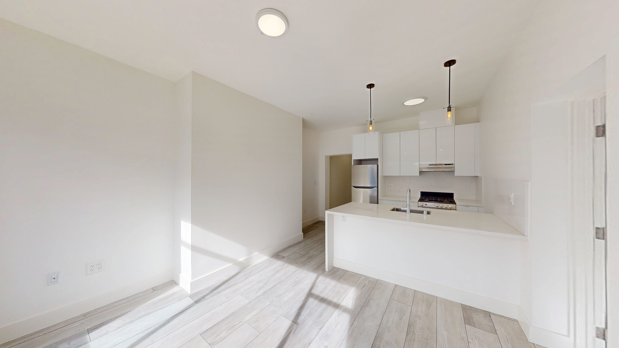 San Francisco Condo: 1433 Clay St