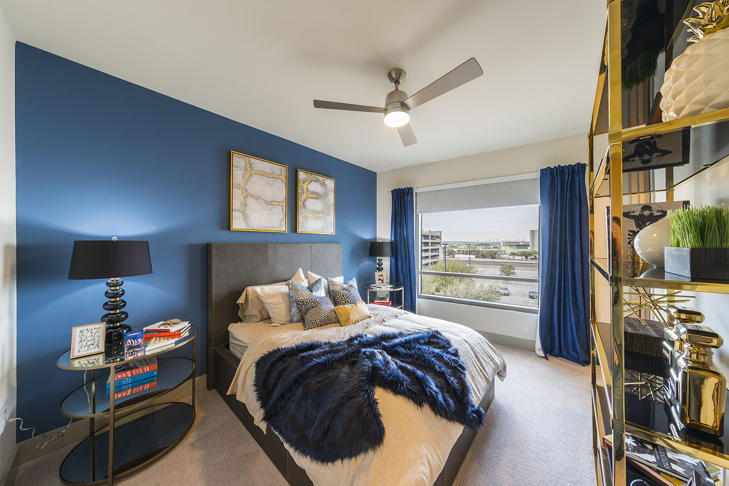 Dallas Condo: 2372 Victory Ave