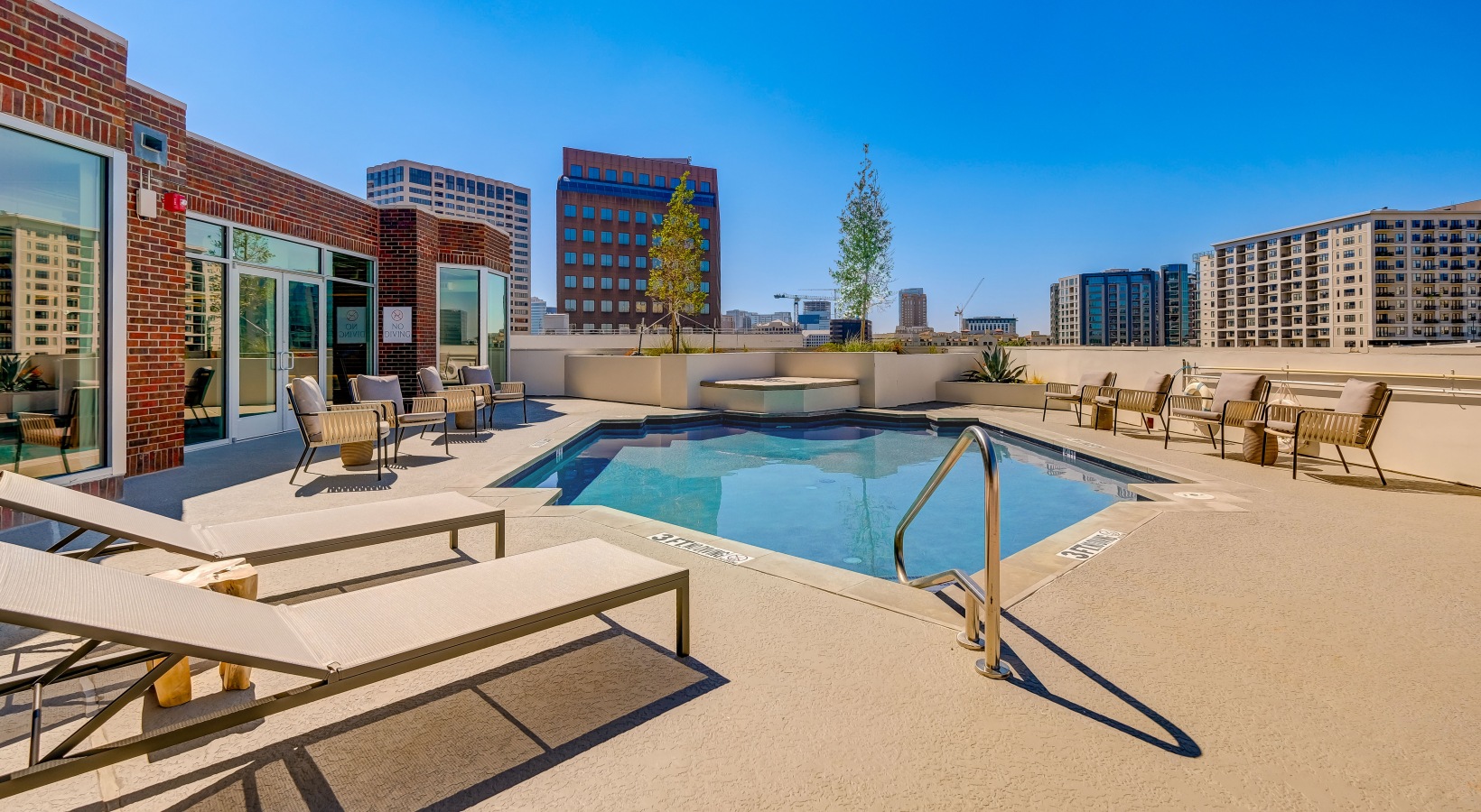 Dallas Townhome: 3226 McKinney Ave